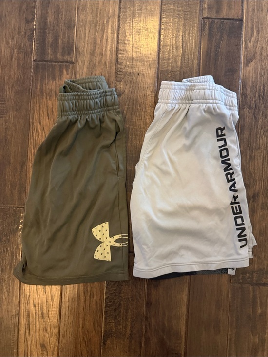 Under Armour Other - Under Armour Boys Athletic Shorts Size S Olive Green & Light Gray - 2